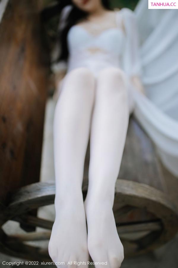 陈诗诗 诗诗 [XiuRen]高清写真图 2022.01.18 No.4476 诗诗kiki第24张图片
